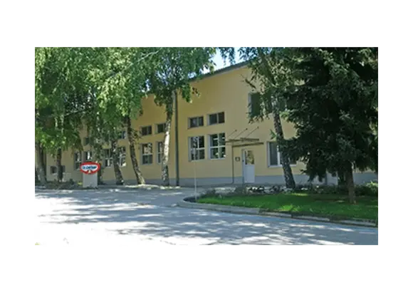(min-width: 768px)