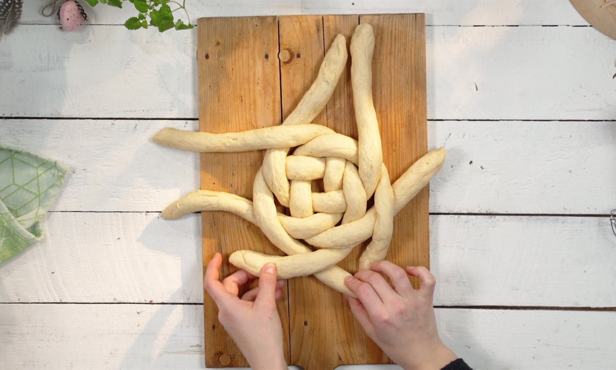 Jak uplést velikonoční cop-7